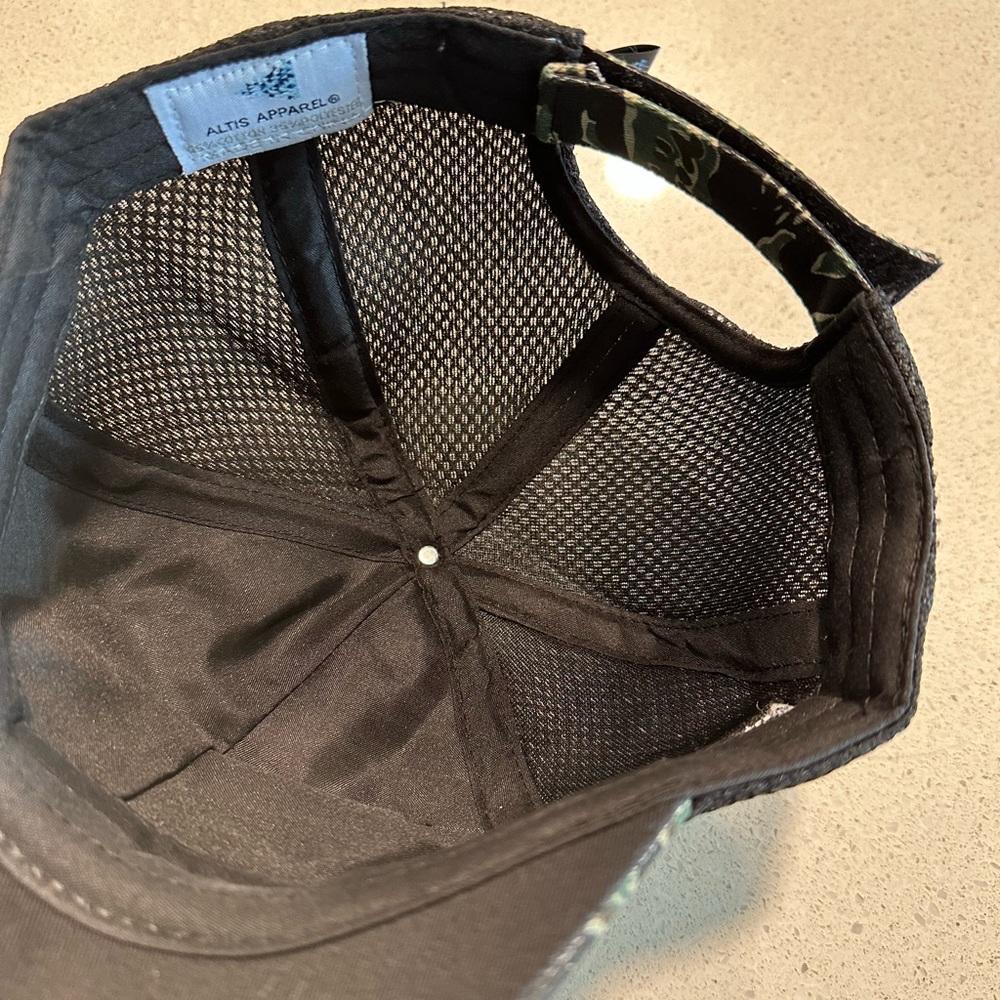 ALTIS APPAREL Baseball Hat - Picture 3 of 3